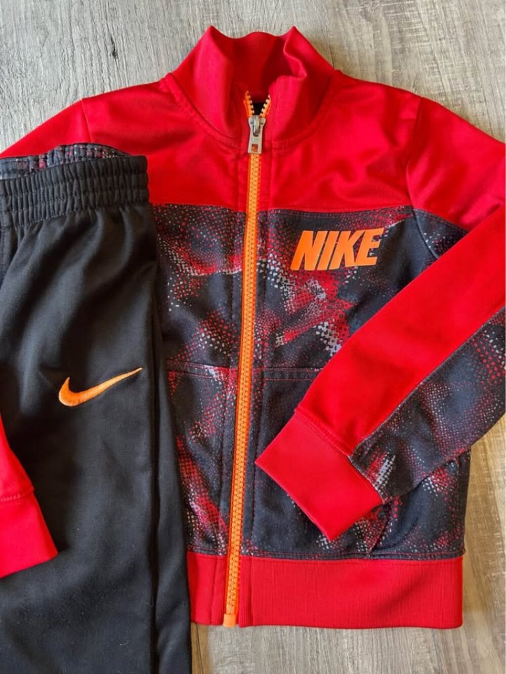 Nike 2-Piece 2T Tracksuit